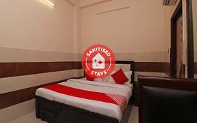 Oyo 39292 Hotel Tejasvi